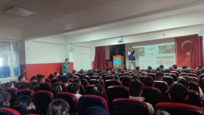 Kars'ın Akyaka ilçesindeki Borsa İstanbul Anadolu Lisesi'nde, İl Emniyet Müdürlüğü