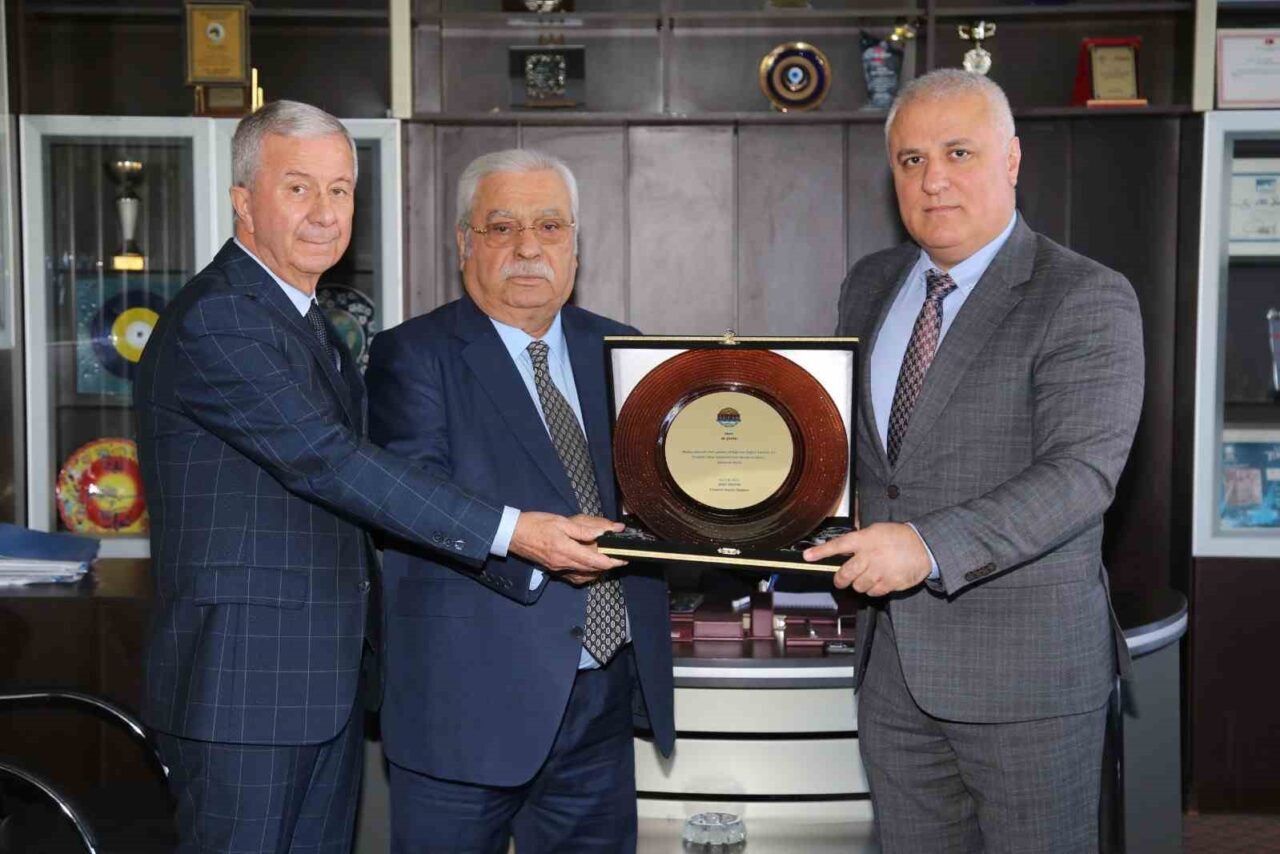 Alanya Ticaret ve Sanayi Odası Başkanı Eray Erdem, Antalya Defterdarlığı'nın