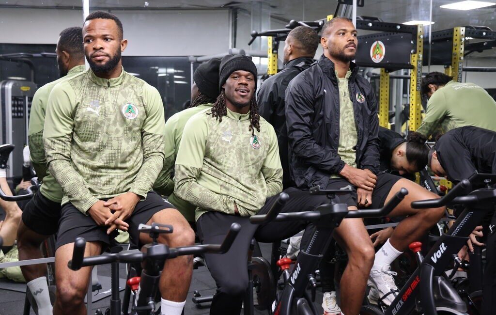 Corendon Alanyaspor, Antalyaspor maçı öncesi son antrenmanını gerçekleştirerek hazırlıklarını tamamladı. Corendon Alanyaspor, Trendyol Süper Lig'in 15. haftasında Antalyaspor ile oynayacağı