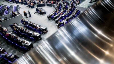 Almanya'da emeklilik reformuna ilişkin yasa tasarısı, Federal Meclis'te yapılan oylamada