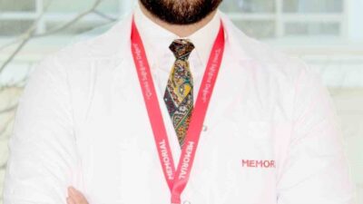 Memorial Kayseri Hastanesi'nden Uz. Dr. Muhammed Burak Yücel, fraksiyonel radyofrekans