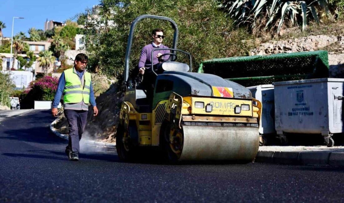 Bodrum’da Üstyapı Çalışmaları Devam Ediyor: Tamer Mandalinci’dan Açıklamalar Bodrum Belediyesi, Yokuşbaşı Mahallesi'nde üstyapı çalışmaları gerçekleştirdi. Başkan Tamer Mandalinci,