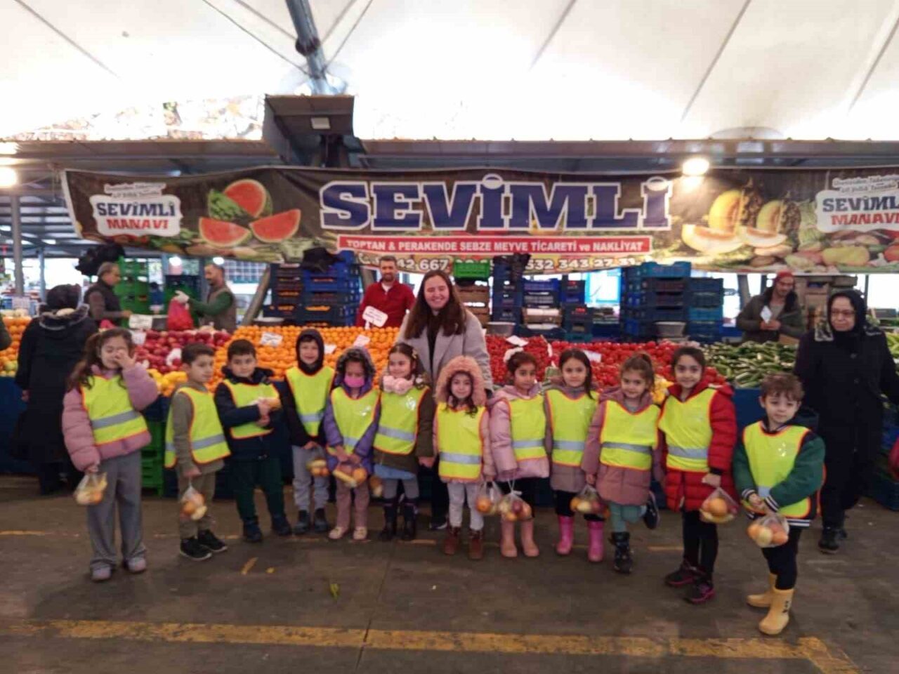 12-18 Aralık Tutum, Yatırım ve Türk Malları Haftası dolayısıyla Çaycuma'daki