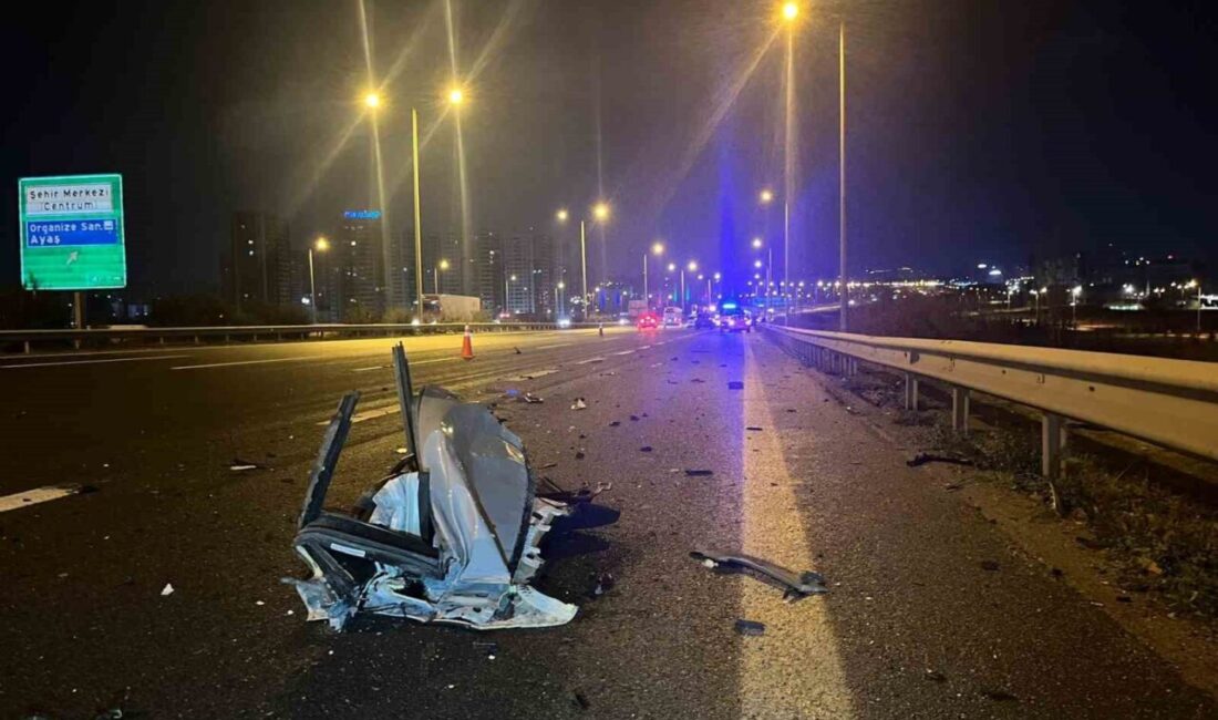 Ankara Çevreyolu'nda B.K. yönetimindeki otomobil, Eryaman mevkisinde seyir halindeki bir