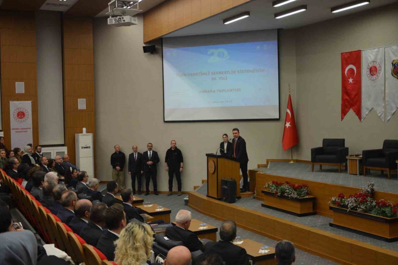 Ankara’da Türk Denetimli Serbestlik Sistemi’nin 20. Yılı Etkinliği Düzenlendi Ankara'da "Türk Denetimli Serbestlik Sisteminin 20. Yılı" etkinliği düzenlendi. Ankara