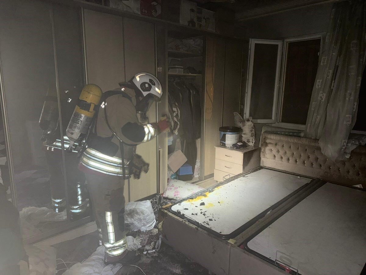 Hatay'ın Antakya ilçesindeki Narlıca Mahallesi'nde bir müstakil evde çıkan yangın,