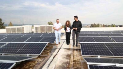 Antalya Büyükşehir Belediyesi, Tarımsal Hizmetler Dairesi Başkanlığı binasına kurduğu güneş