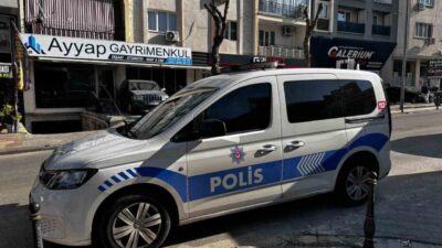 Denizli'nin Pamukkale ilçesinde, 27 yaşındaki Samet Kuzucu, 7 katlı apartmanın