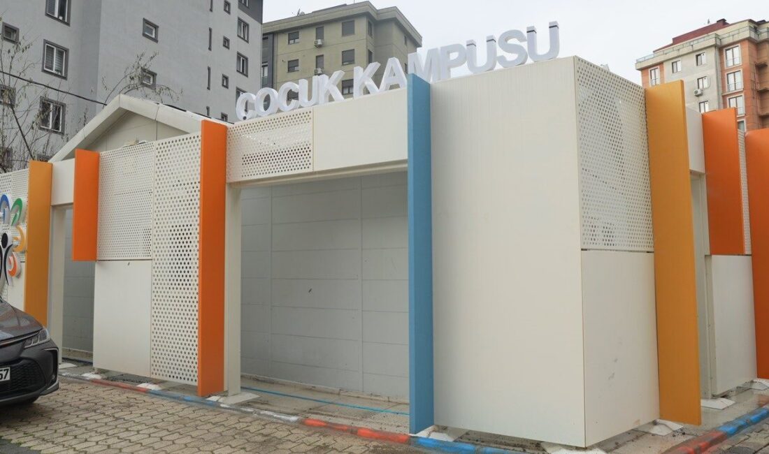 Ataşehir Çocuk Kampüsü, engelli çocuklar için 3 Aralık Dünya Engelliler Günü’nde hizmete açılıyor Ataşehir Belediyesi, engelli çocuklar için oluşturduğu "Ataşehir Çocuk Kampüsü"nü 3