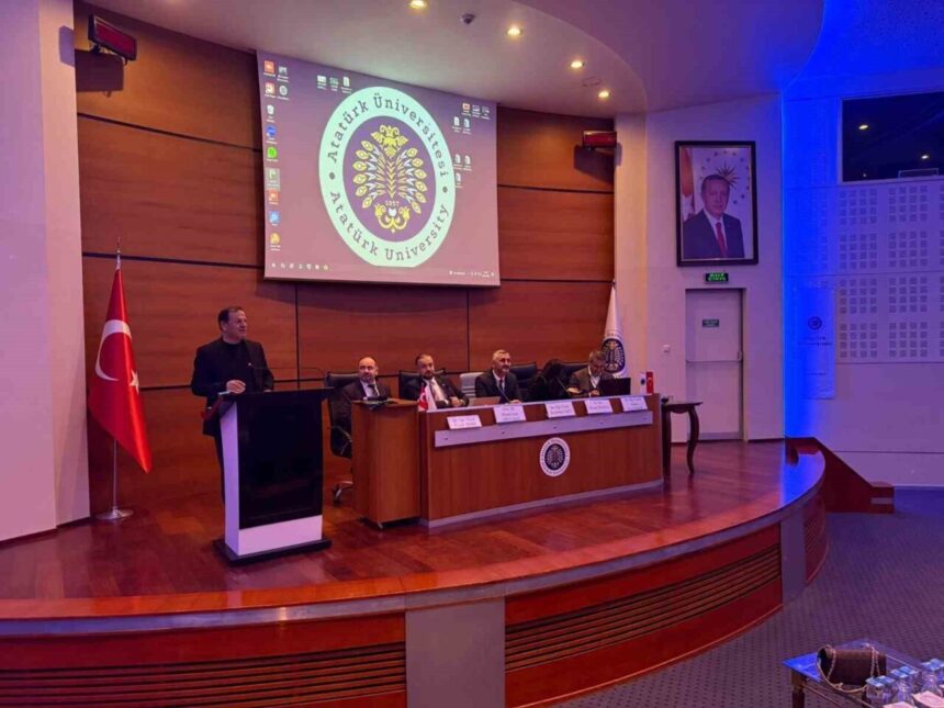 Atatürk Üniversitesi Hukuk Fakültesi’nden “Bilişim ve Teknoloji Hukuku” konferansı gerçekleştirdi.
