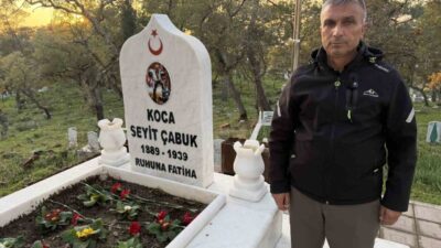 Koca Seyit'in torunu Muhammed Yıkar, dedesinin Çanakkale Savaşları sonrası köyüne