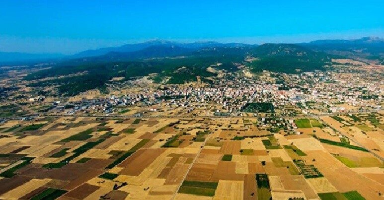 Denizli'nin Acıpayam ilçesinde atıl tarım arazilerinin tespiti için gerekli ekim