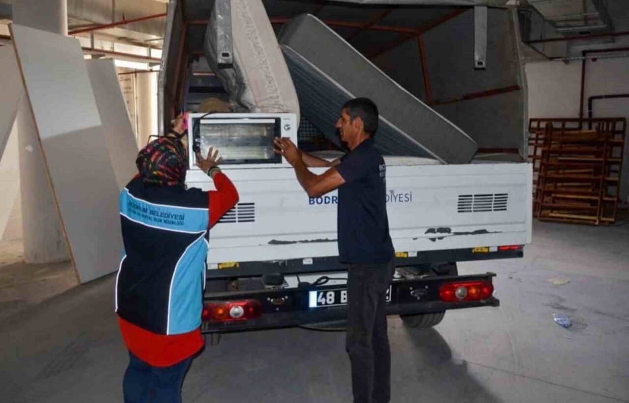 Bodrum Belediyesi, "Atma Paylaş Projesi" ile toplumsal dayanışmayı artırıyor. İhtiyaç