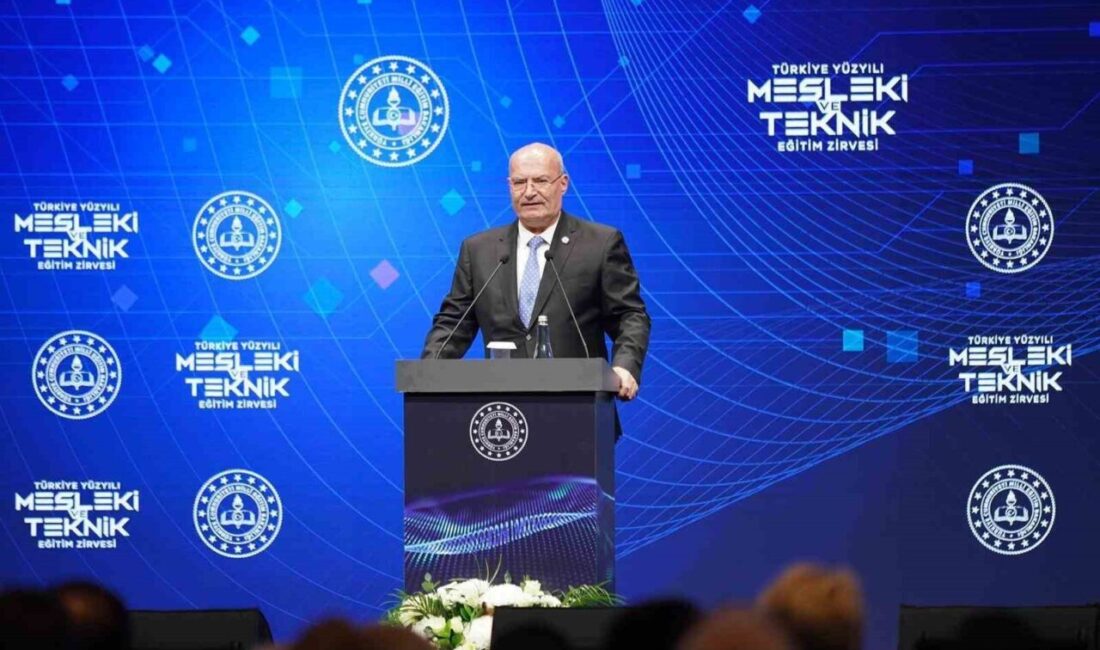 Ankara Ticaret Odası Başkanı Gürsel Baran, mesleki eğitimin güncellenmesi ve