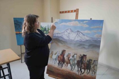 Atölye Melikgazi’de Meslek Edindirme Kurslarına Yoğun İlgi Devam Ediyor