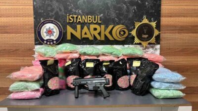 Avcılar'da gerçekleştirilen operasyonda, 601 bin 380 adet extacy hap ve