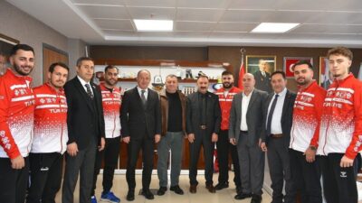 A Milli Erkek Curling Takımı, Finlandiya'daki Avrupa Curling Şampiyonası'nda B