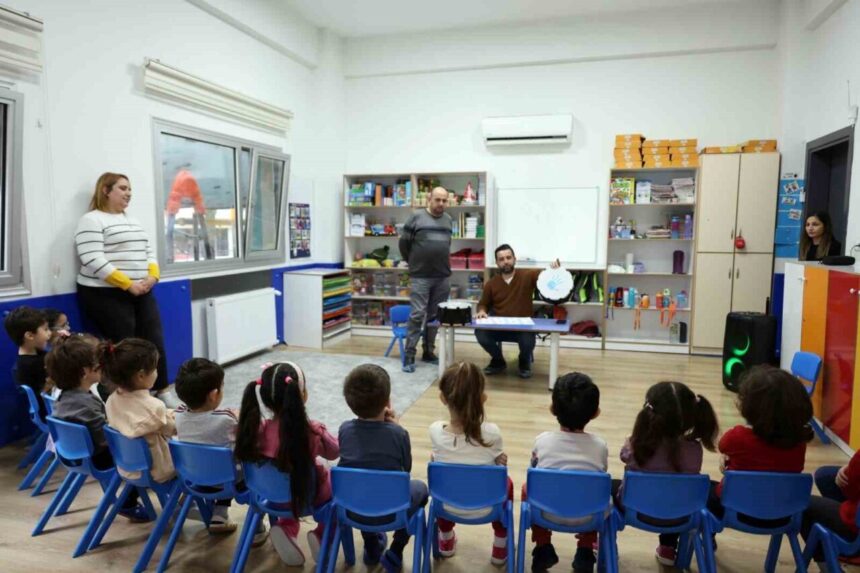 Aydın’daki Çocuk Gelişim Merkezleri, konser eğitmenleriyle müzikle dolu anlar yaşadı.