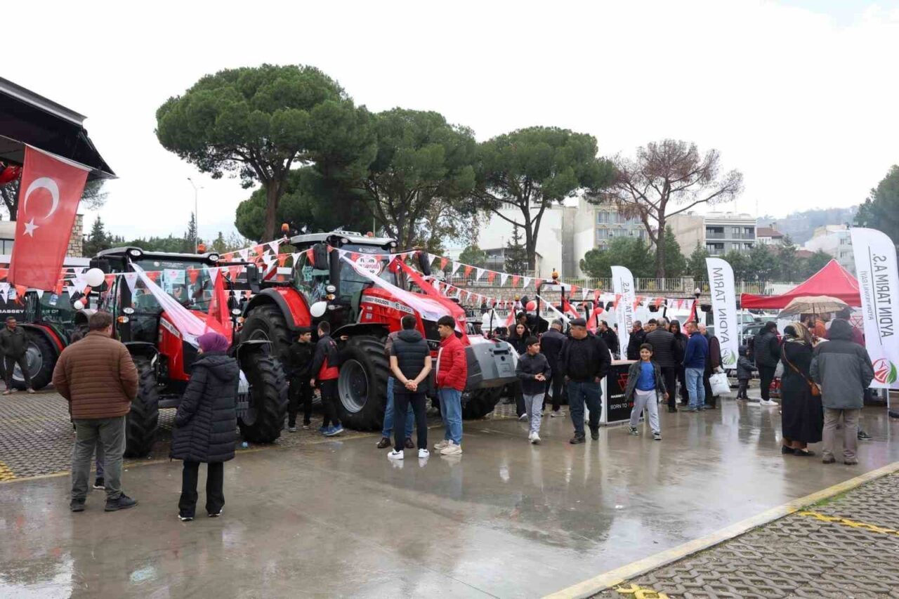 Aydın'da düzenlenen Tarım ve Hayvancılık Fuarı, Aydın Büyükşehir Belediyesi'nin ev