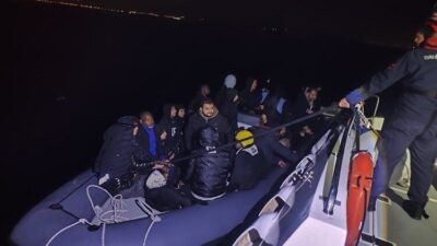 Didim açıklarında Yunan unsurlarınca geri itilen 31 düzensiz göçmen, Sahil