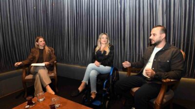 Osmangazi Belediyesi, 3 Aralık Dünya Engelliler Günü'nde, engelli kadın ralli