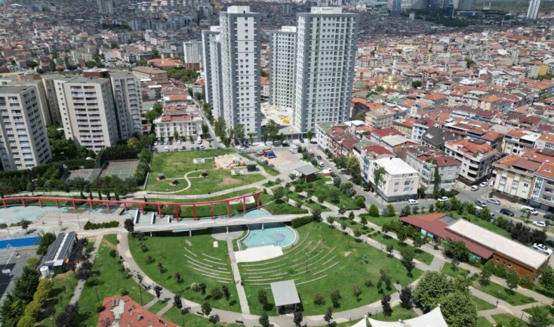 İstanbul’da Kentsel Dönüşüm Sürecine Hız Kazandırmayı Amaçlayan ‘Yarısı Bizden Kampanyası’ Devam Ediyor İstanbul'daki "Yarısı Bizden Kampanyası" kapsamında, riskli binaların dönüşüm süreci hız