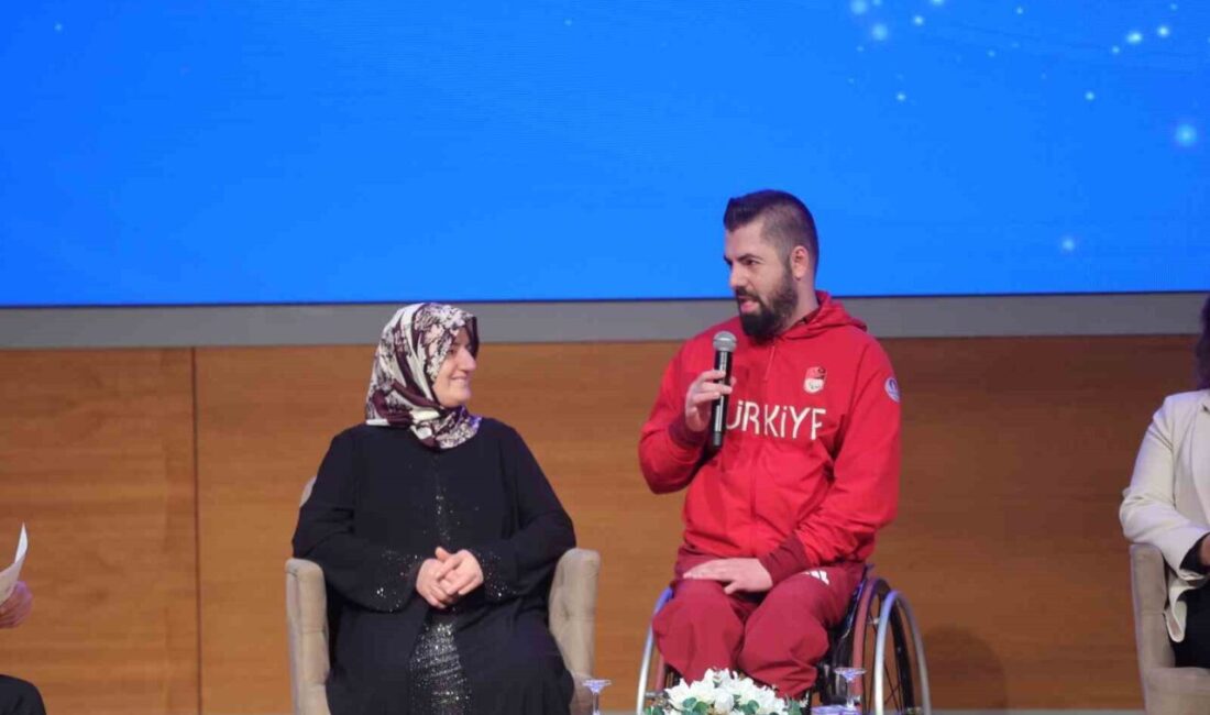 Gençlik ve Spor Bakanı Osman Aşkın Bak, spor etkinliği çerçevesinde