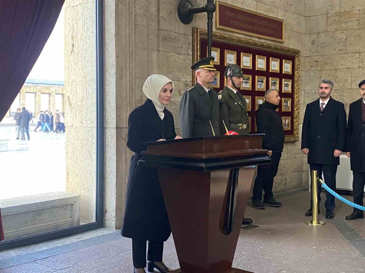 Aile ve Sosyal Hizmetler Bakanı Mahinur Özdemir Göktaş, Türk kadınlarına
