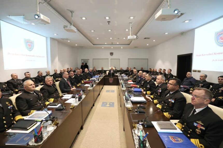 Deniz Kuvvetleri Yıllık Komutanlar Toplantısı, Bakan Yaşar Güler’in başkanlığında yapıldı.