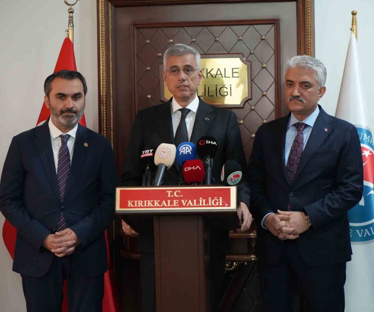 Sağlık Bakanı Kemal Memişoğlu, "Sağlıklı Türkiye Yüzyılı" programı çerçevesinde Kırıkkale'de