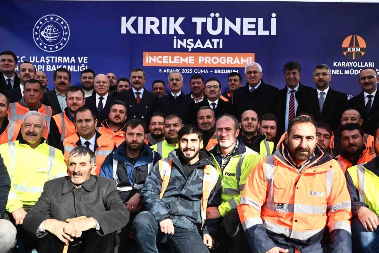 Ulaştırma ve Altyapı Bakanı Abdulkadir Uraloğlu, Erzurum-İspir-Rize Devlet Yolu ve