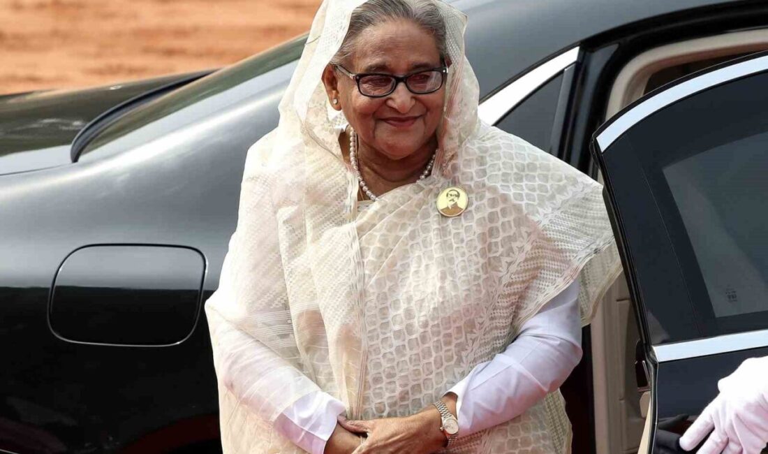 Bangladeş’te Devrik Başbakan Şeyh Hasina Yolsuzluktan 5 Yıl Hapse Mahkum Oldu Bangladeş’te devrik Başbakan Şeyh Hasina, yolsuzluk suçlamasıyla 5 yıl hapse