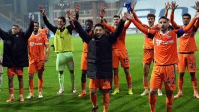 Başakşehir, Trendyol Süper Lig’in 15. haftasında Fenerbahçe'yi yenerek üst sıralara