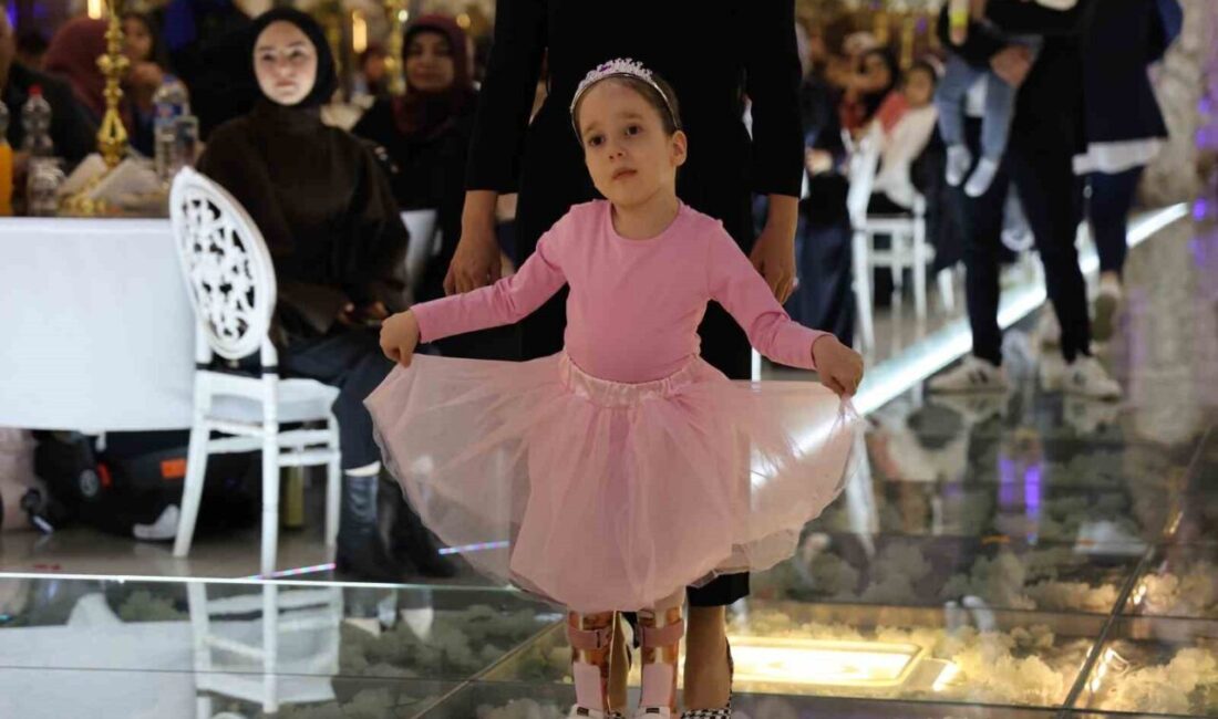 SMA Teşhisi ile Savaşan 5 Yaşındaki Asya Yüksel, Hayalindeki Bale Gösterisini Gerçekleştirerek Takdir Topladı Sivas'ta yaşayan 5 yaşındaki Asya Yüksel, SMA teşhisine rağmen azmiyle