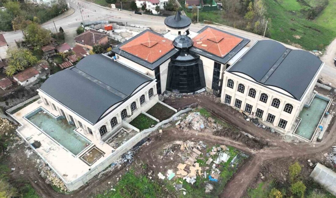 Başiskele’de Jeotermal Su Kullanılarak İnşa Edilen Yeniköy Termal Tesisi Açılış İçin Hazırlanıyor Kocaeli'nin Başiskele ilçesinde inşa edilen Yeniköy Termal Tesisi, 57 derece