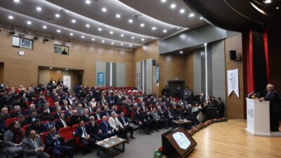 Kayseri'de, Seyyid Burhaneddin'in 781. vefat yıl dönümü anma programında, Başkan