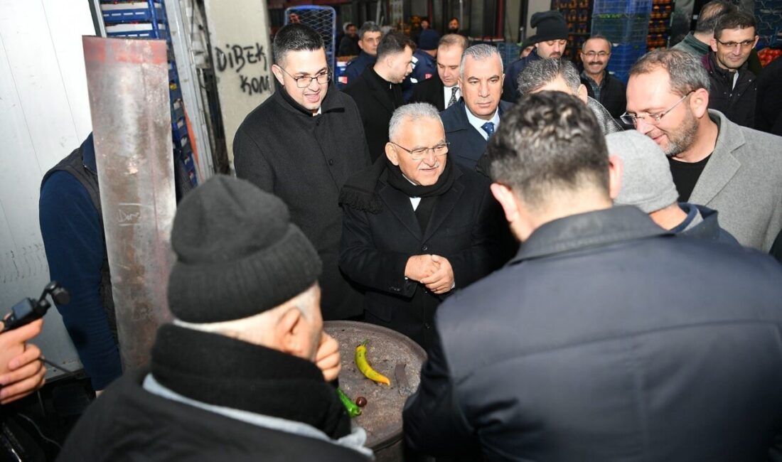 Kayseri Büyükşehir Belediye Başkanı Dr. Memduh Büyükkılıç, AK Parti İl