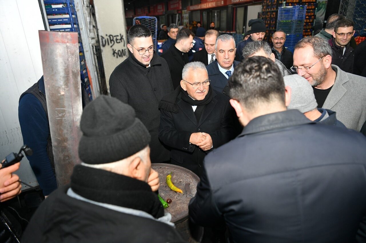 Kayseri Büyükşehir Belediye Başkanı Dr. Memduh Büyükkılıç, AK Parti İl
