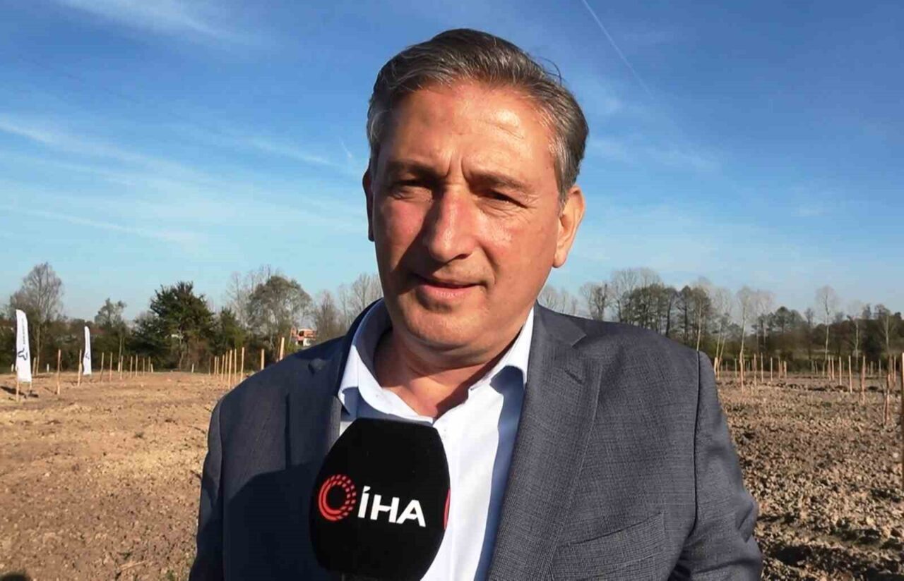 Tekkeköy Belediye Başkanı Mustafa Candal, tasarruf tedbirleri kapsamında 50'den fazla