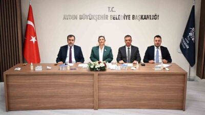 Aydın Büyükşehir Belediye Başkanı Özlem Çerçioğlu, Yenipazar'da muhtarlarla bir araya