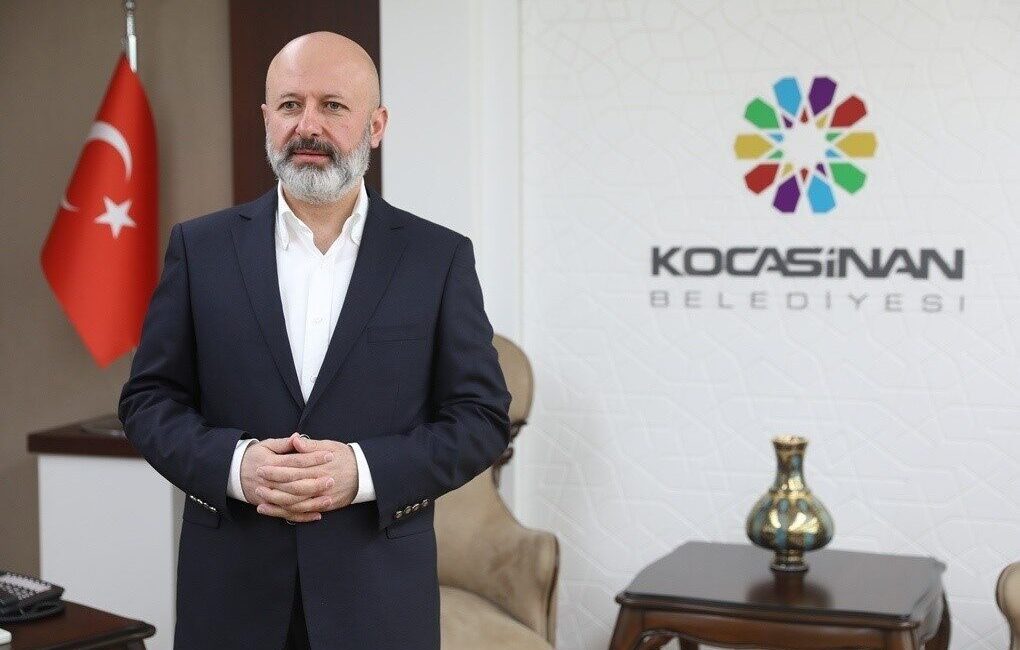 Kocasinan Belediye Başkanı Ahmet Çolakbayrakdar’dan 3 Aralık Dünya Engelliler Günü Mesajı: “Her Gün Engelli Vatandaşlarımızın Yanındayız” Kocasinan Belediye Başkanı Ahmet Çolakbayrakdar, 3 Aralık Dünya Engelliler Günü'nde