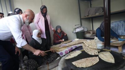 Kocasinan Belediyesi, kırsal mahallelerde yaptığı projelerle kalkınmaya öncülük ediyor. Başkan