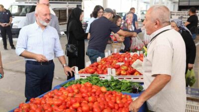 Kocasinan Belediyesi'nin kurduğu 'Yüzde 100 Ekolojik Pazar', Kayseri'de ve Türkiye'de