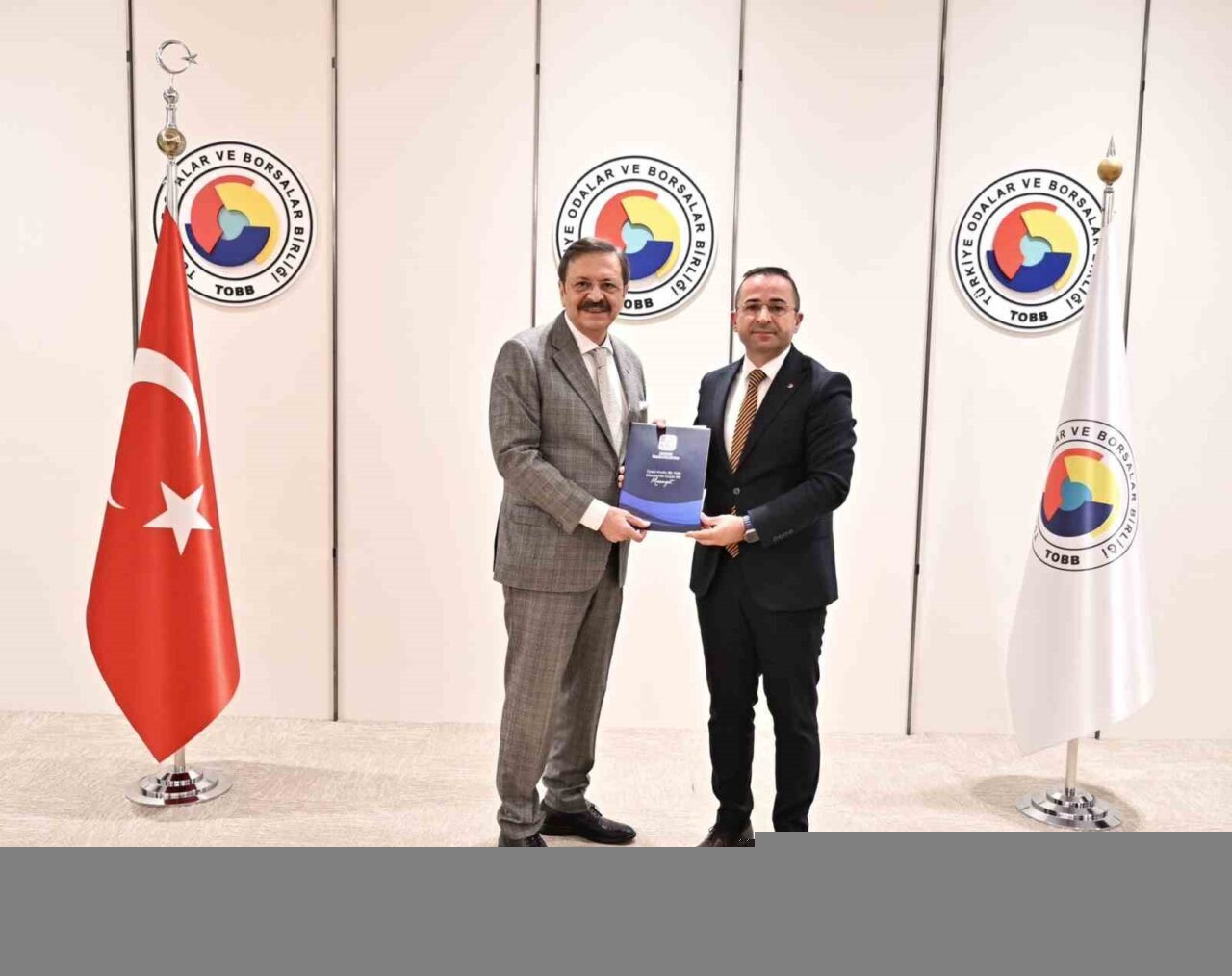 MATSO Başkanı Seydi Tahsin Güngör, TOBB Başkanı M. Rifat Hisarcıklıoğlu'nu