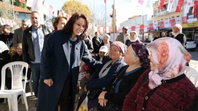 Menteşe Belediye Başkanı Gonca Köksal Aras, Yerkesik Mahallesi'nde halkla buluşarak