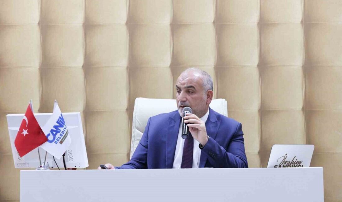Canik Belediye Meclisi Aralık Toplantısında Eser ve Hizmet Seferberliği Vurgusu Yapıldı Canik Belediye Meclisi Aralık Ayı Toplantısı’nda Başkan İbrahim Sandıkçı, ilçede