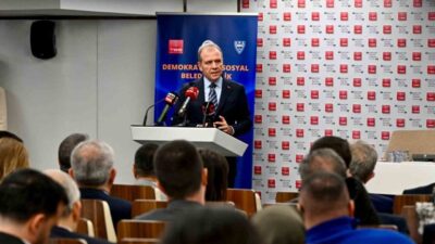 Mersin Büyükşehir Belediye Başkanı Vahap Seçer, '7. Ulusal Yerel Yönetimler