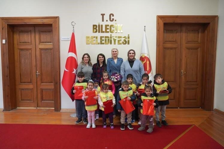 Bilecik Belediye Başkanı Melek Mızrak Subaşı, Özel Türkoğlu kreşinden gelen