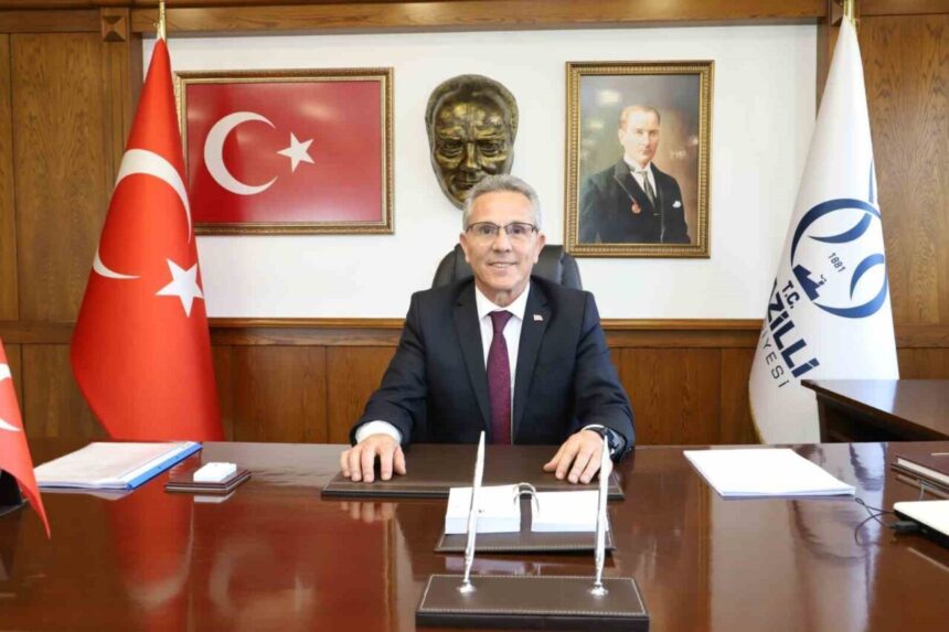 Nazilli Belediye Başkanı Tetik, yeni yıl mesajında umut ve mutluluk diledi.