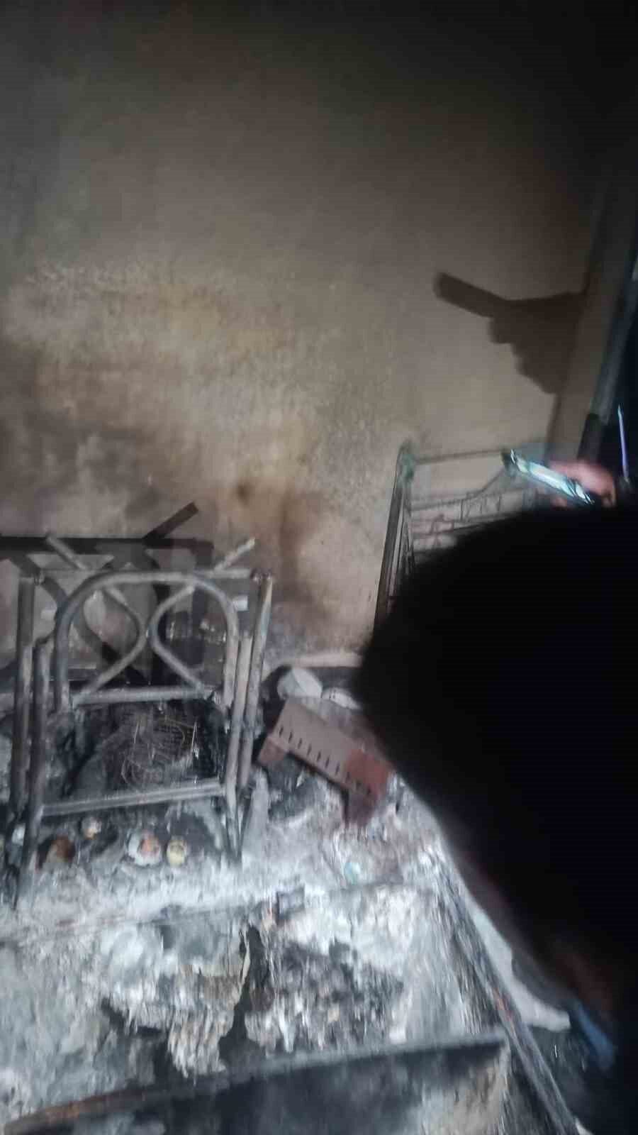 Batman'ın Kardelen Mahallesi'ndeki Galaksi Sitesi'nde, 4. kat merdiven boşluğunda çıkan